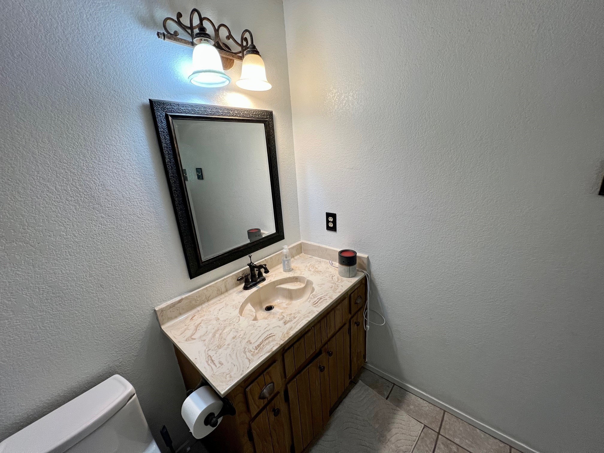 3377 W Moonlight Drive