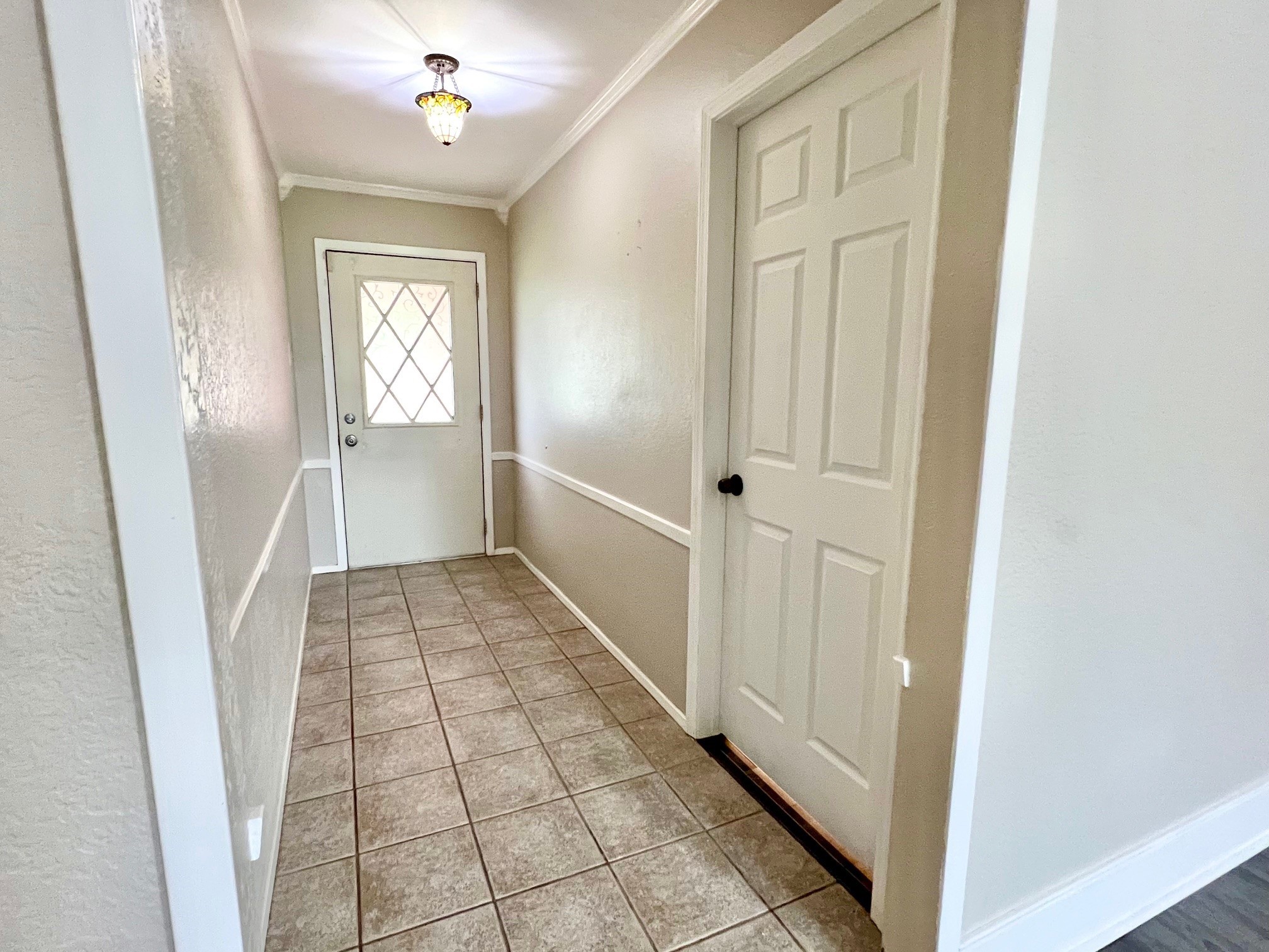 3377 W Moonlight Drive