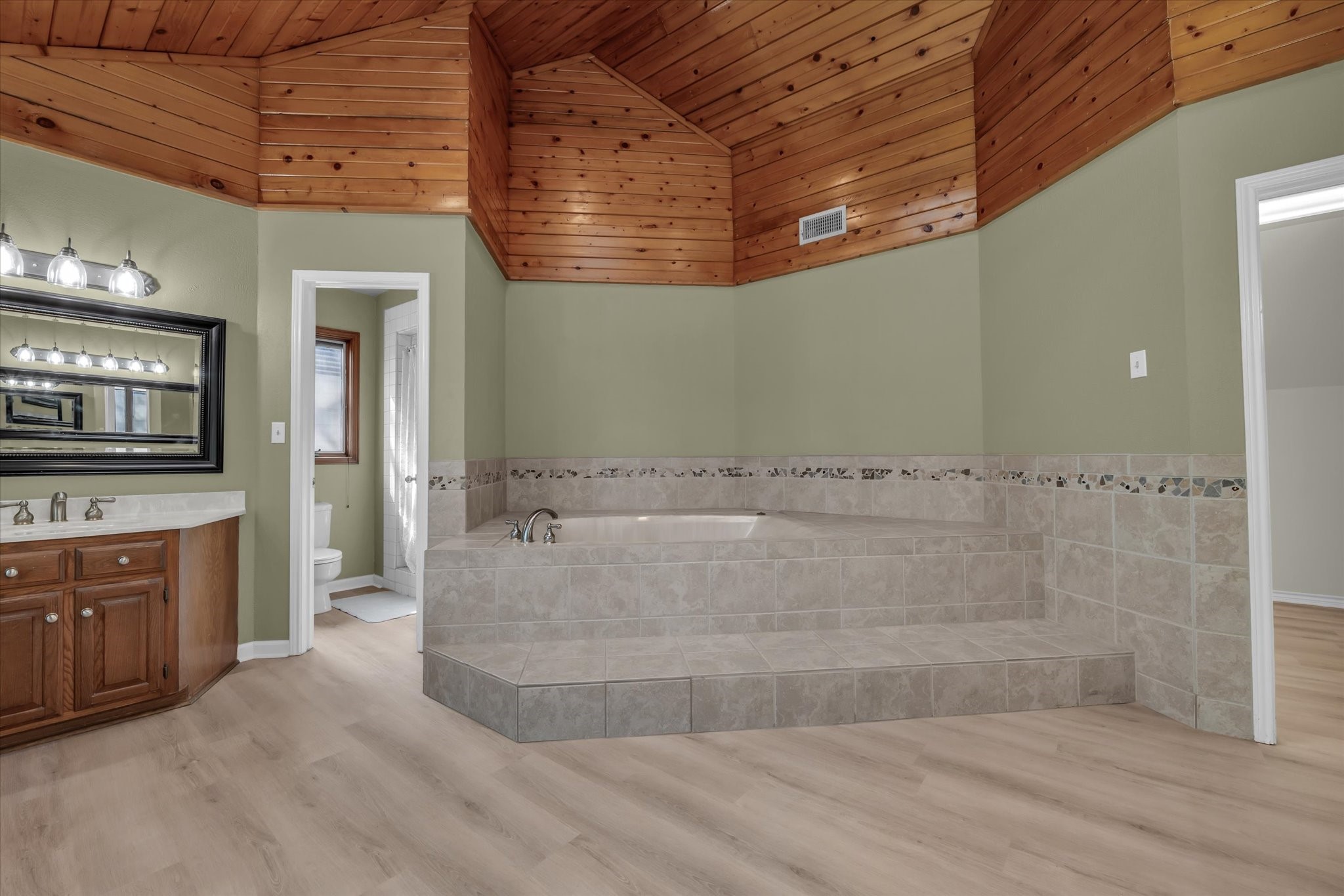 130 County Road 4271