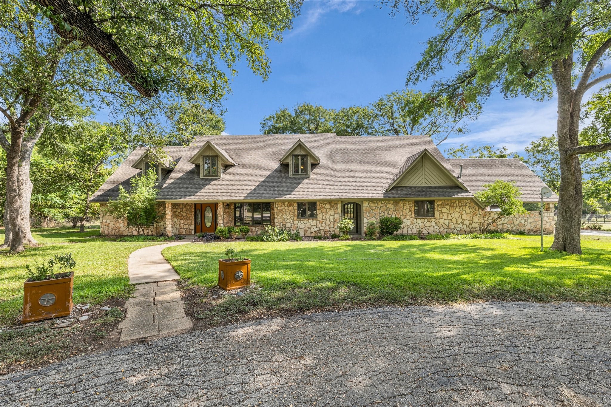 130 County Road 4271