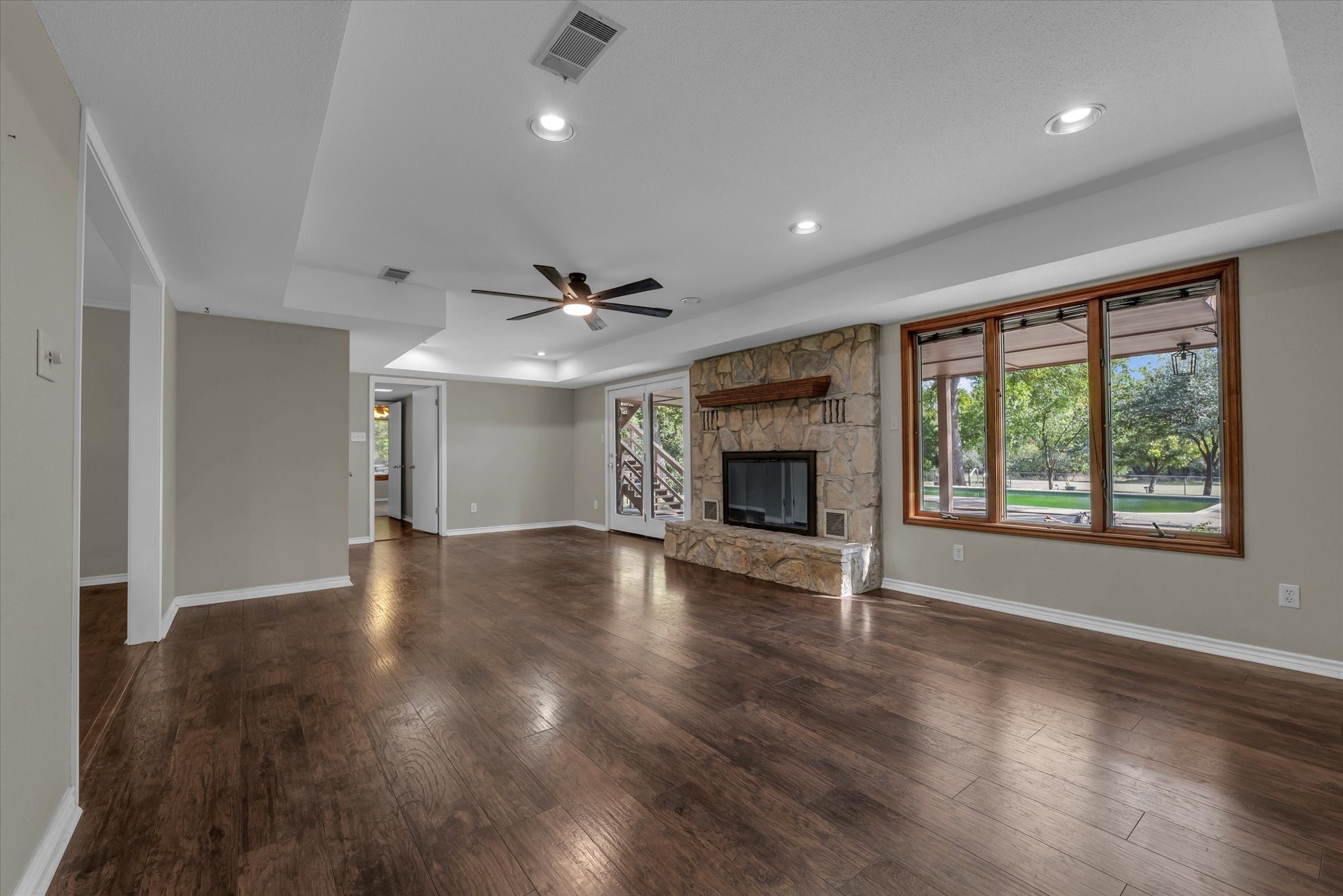 130 County Road 4271