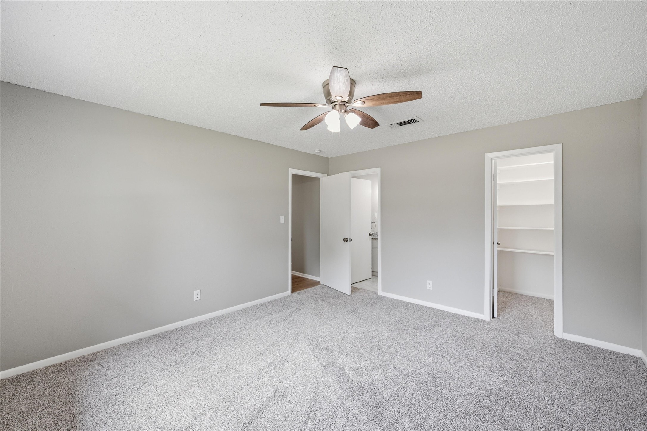 113 Goliad Street