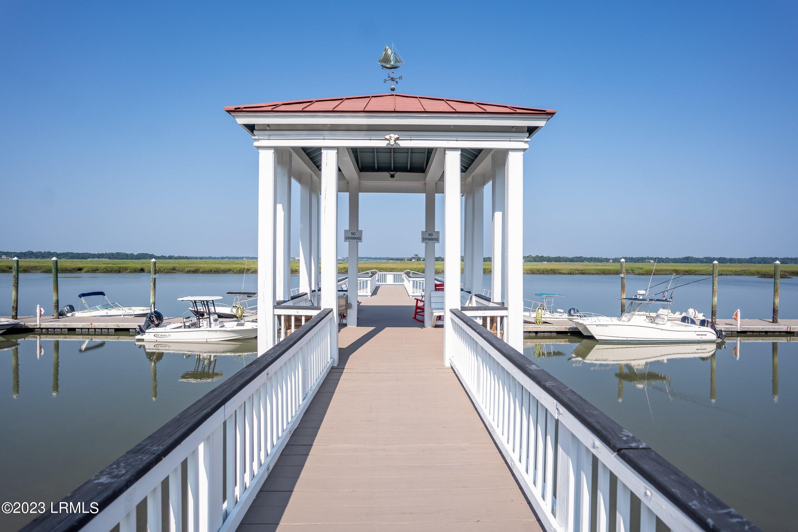 10 Waterside Drive