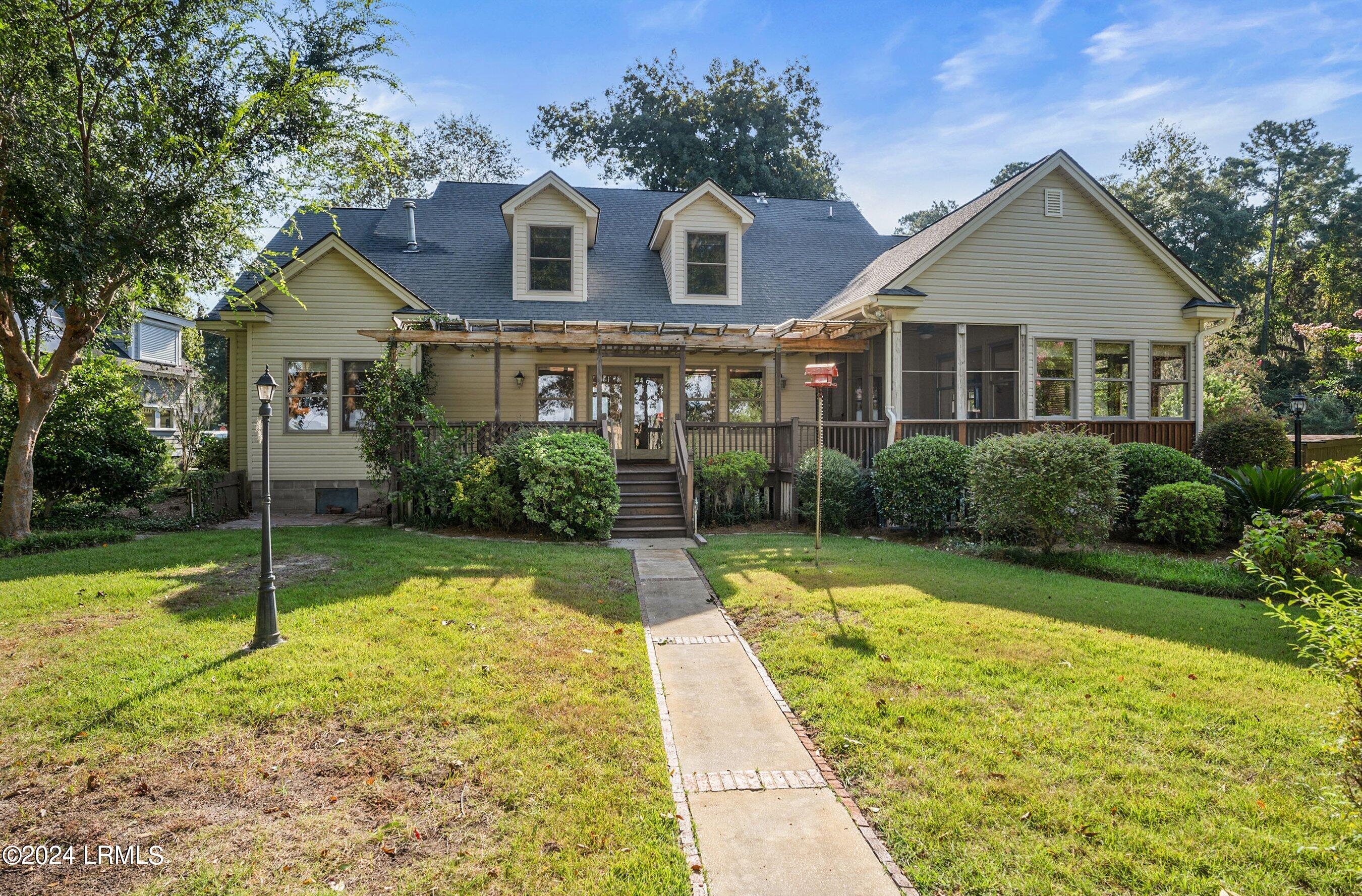 2602 Dover Lane
