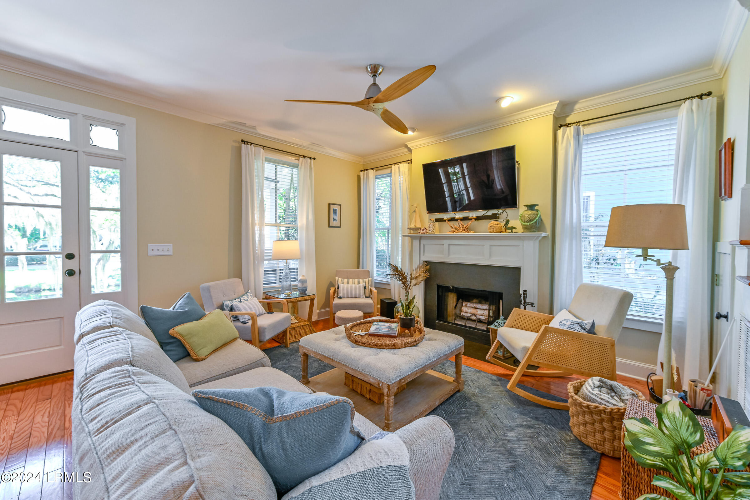 20 Oak Pond Passage