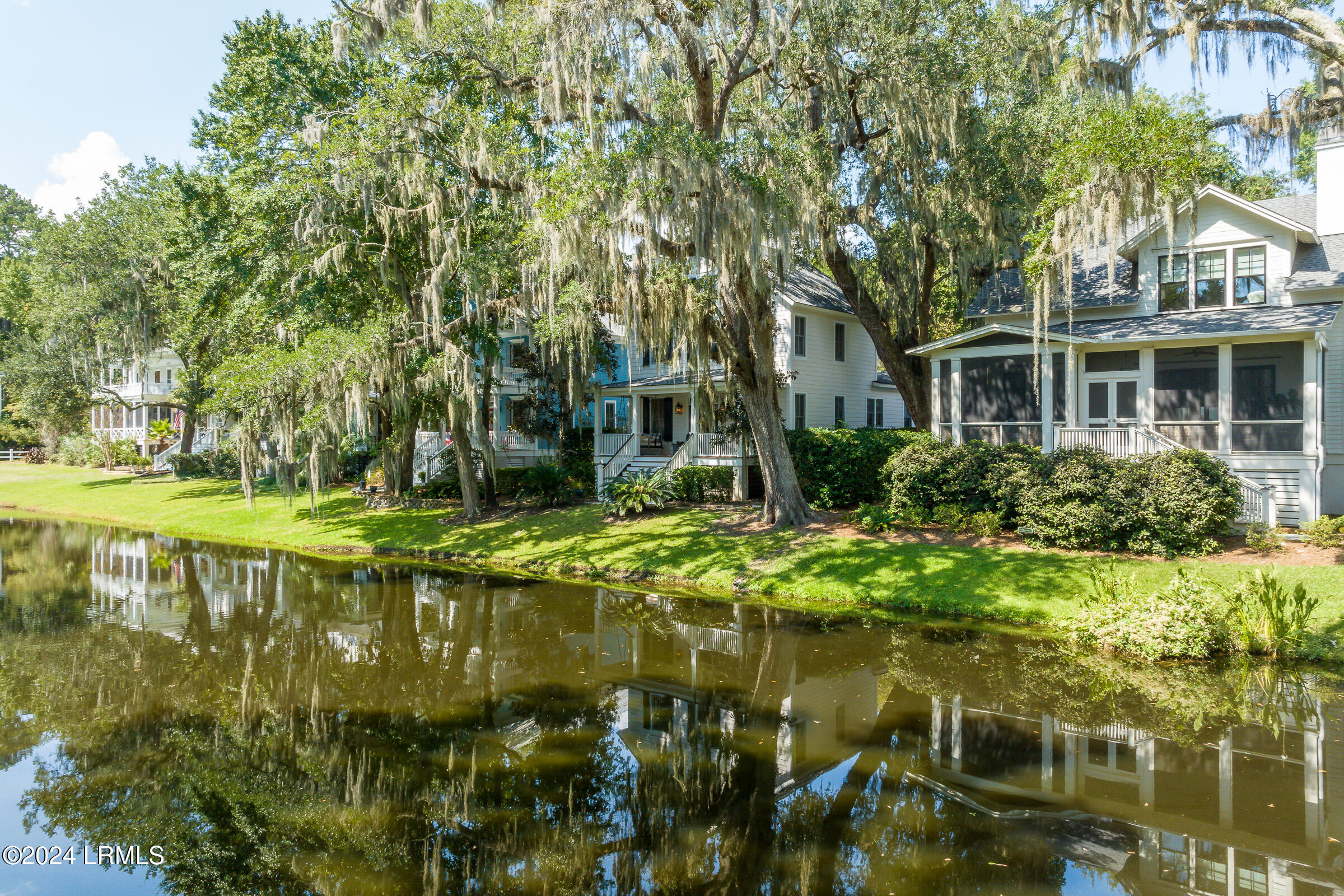 20 Oak Pond Passage