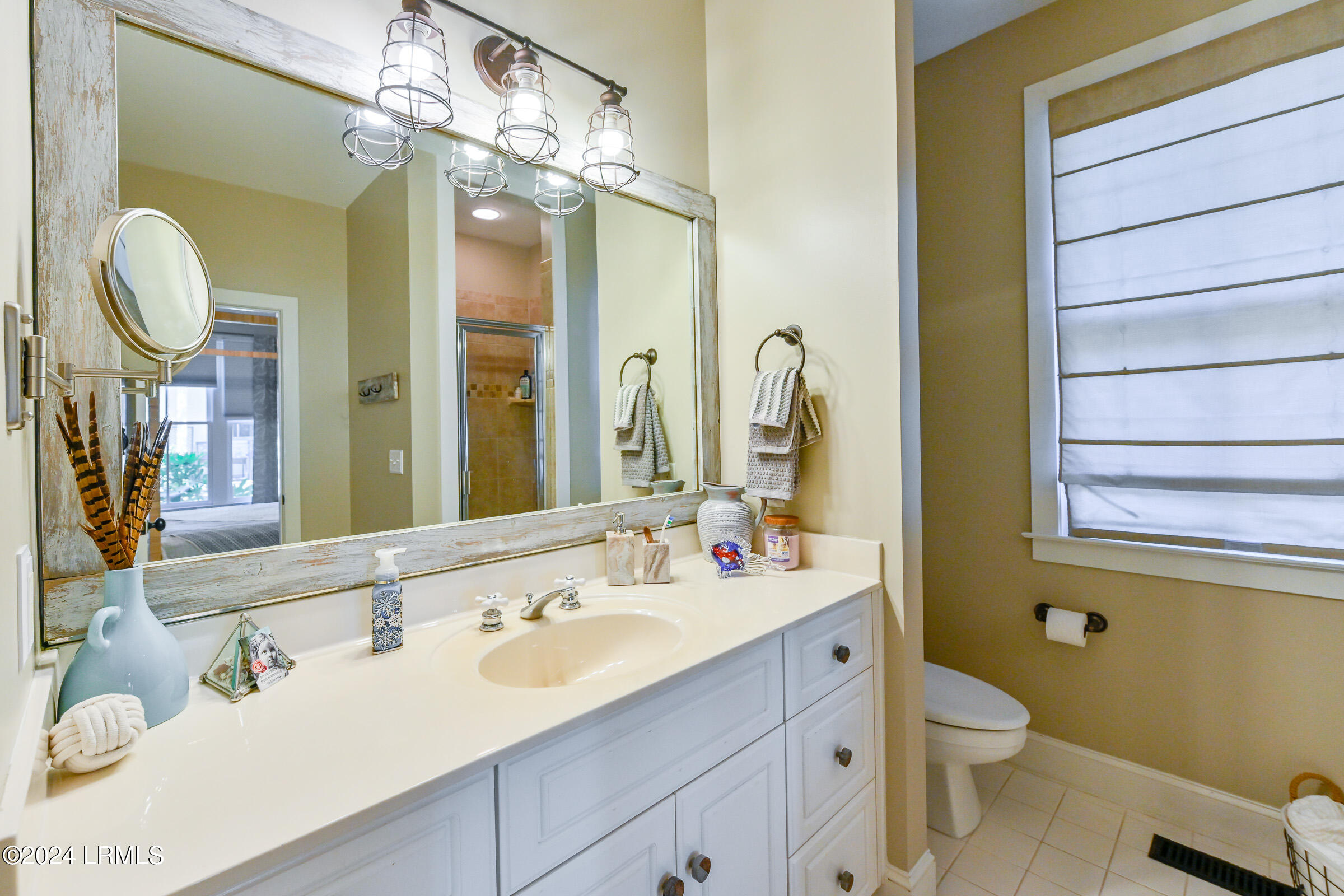 20 Oak Pond Passage