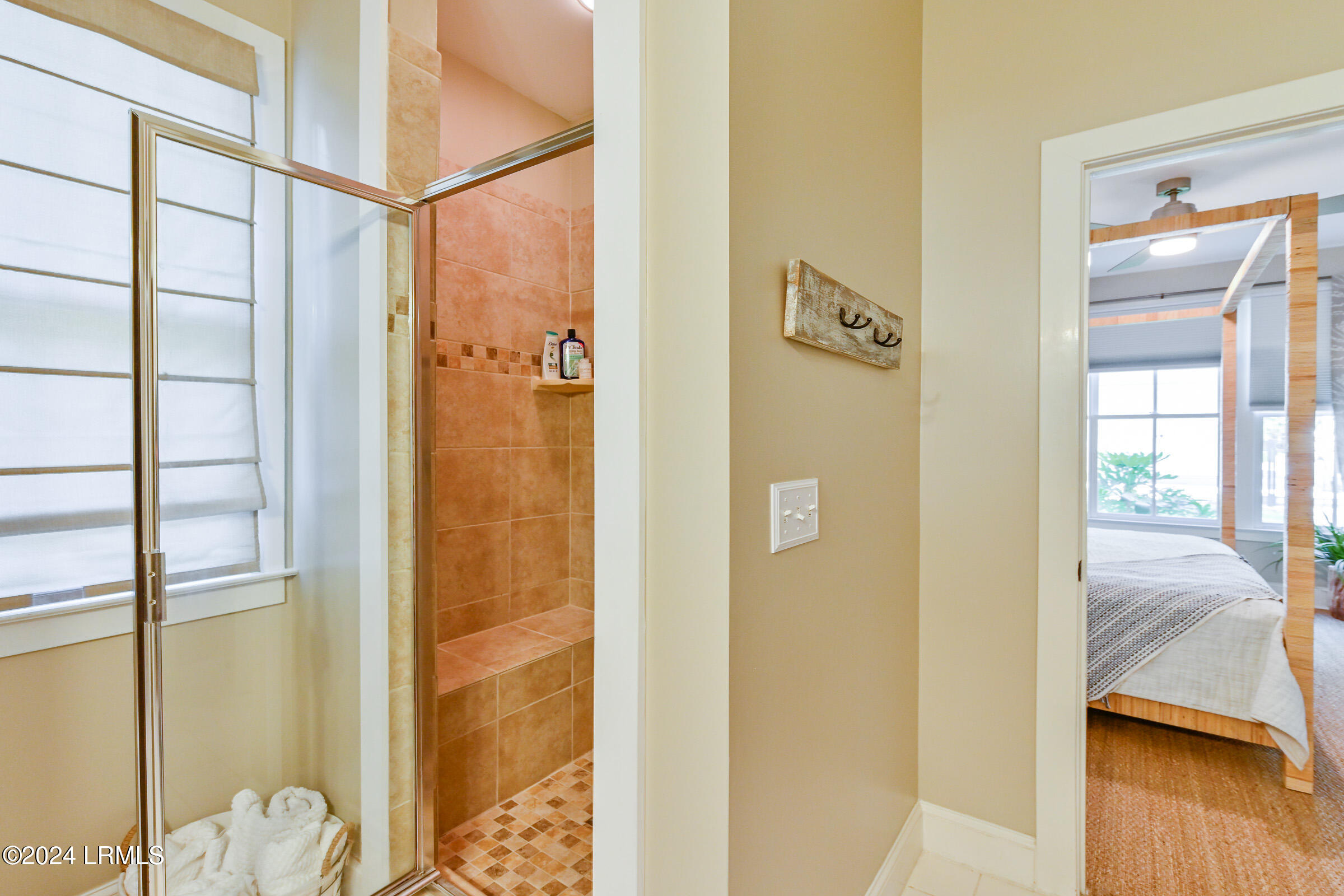 20 Oak Pond Passage