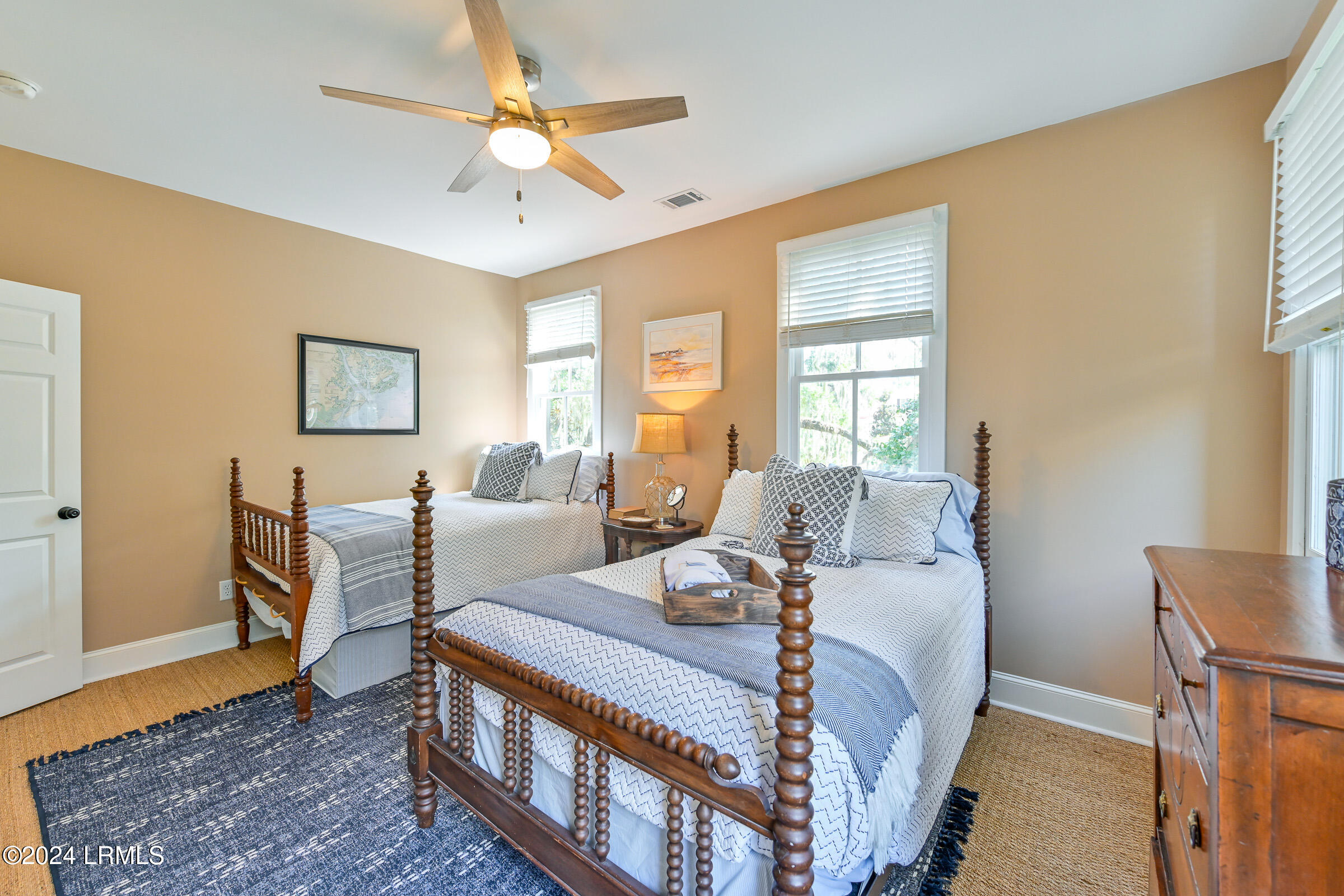 20 Oak Pond Passage