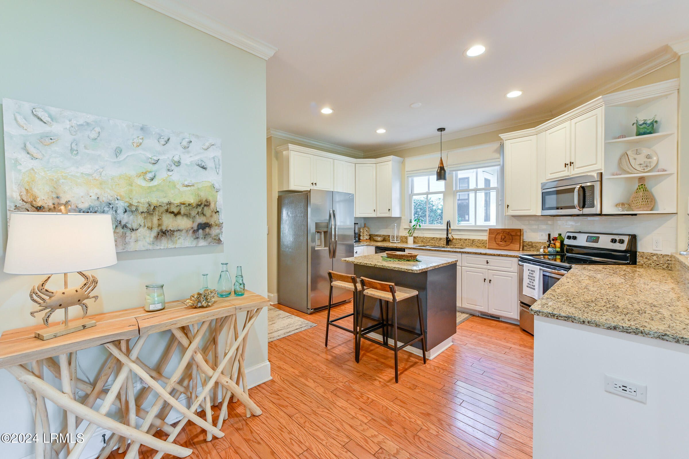 20 Oak Pond Passage