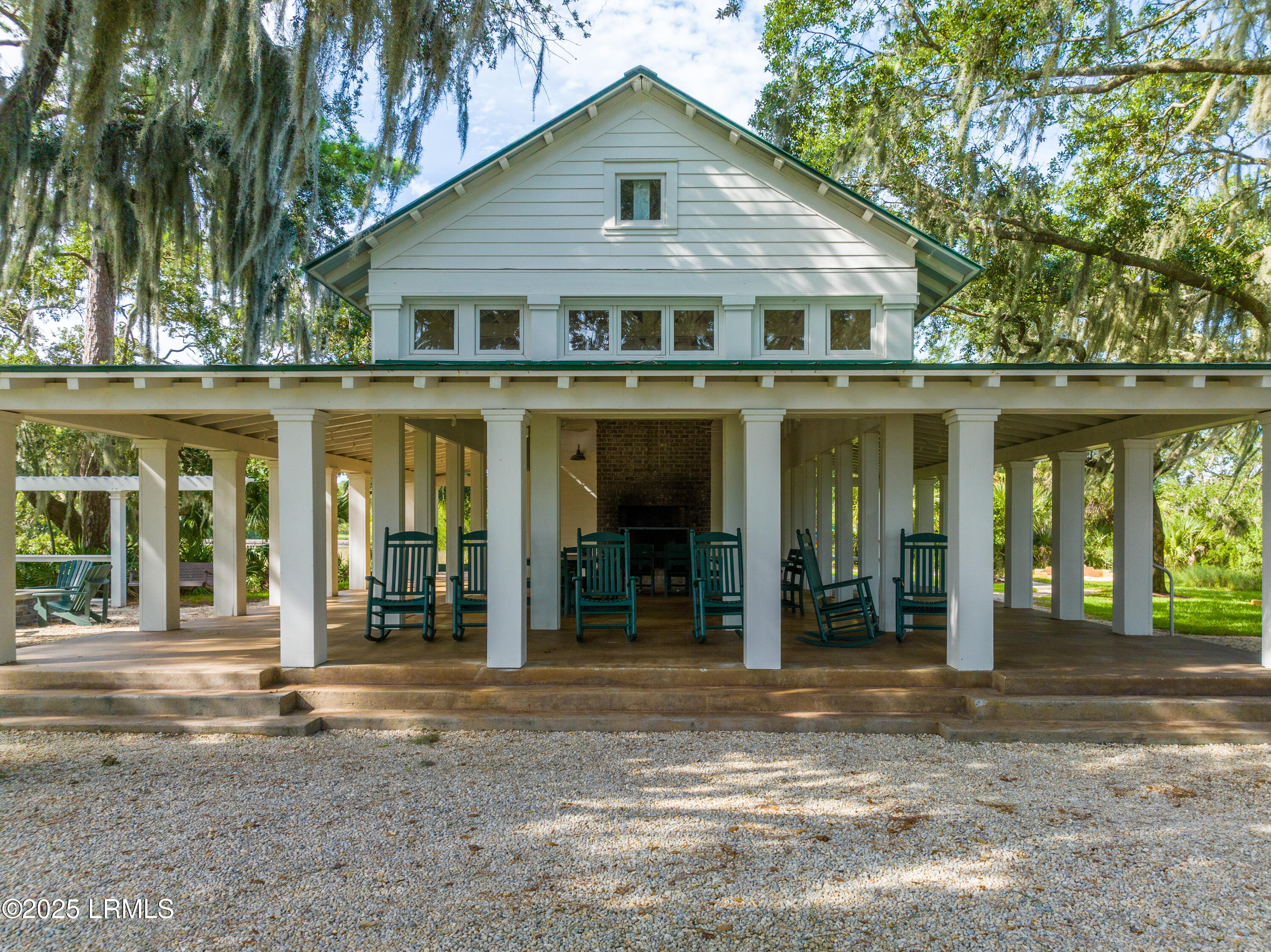 37 Porcher Pinckney
