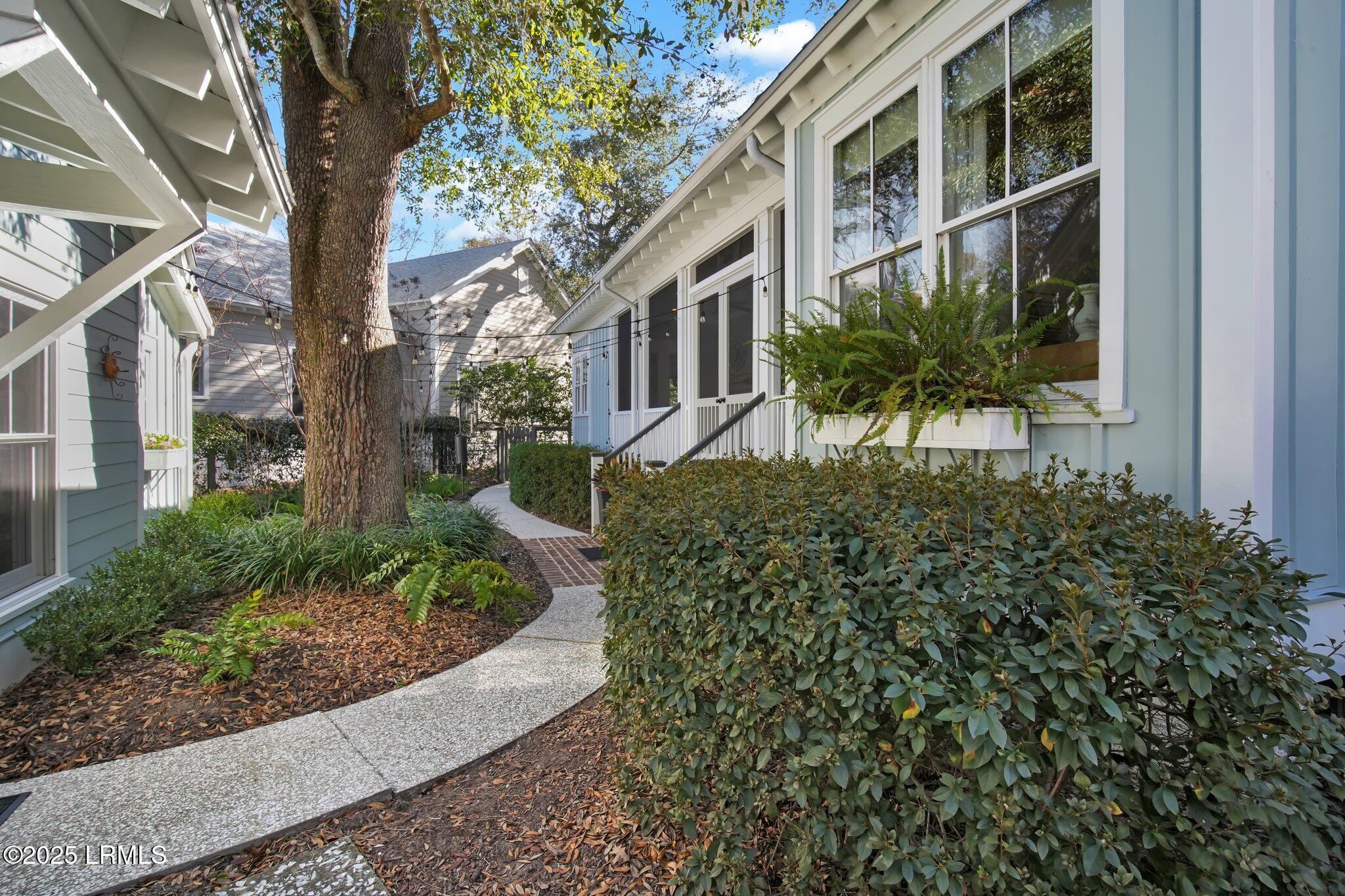 37 Porcher Pinckney