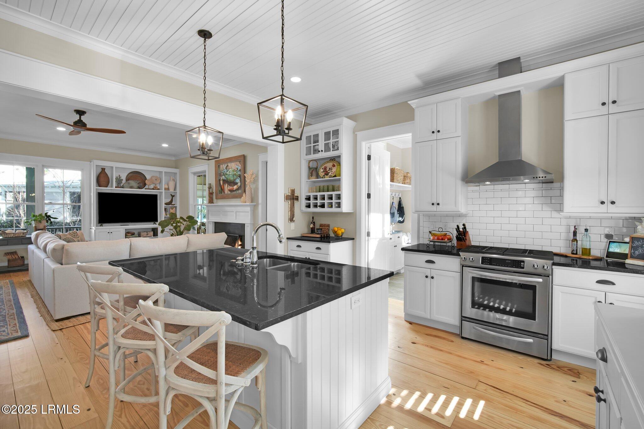 37 Porcher Pinckney