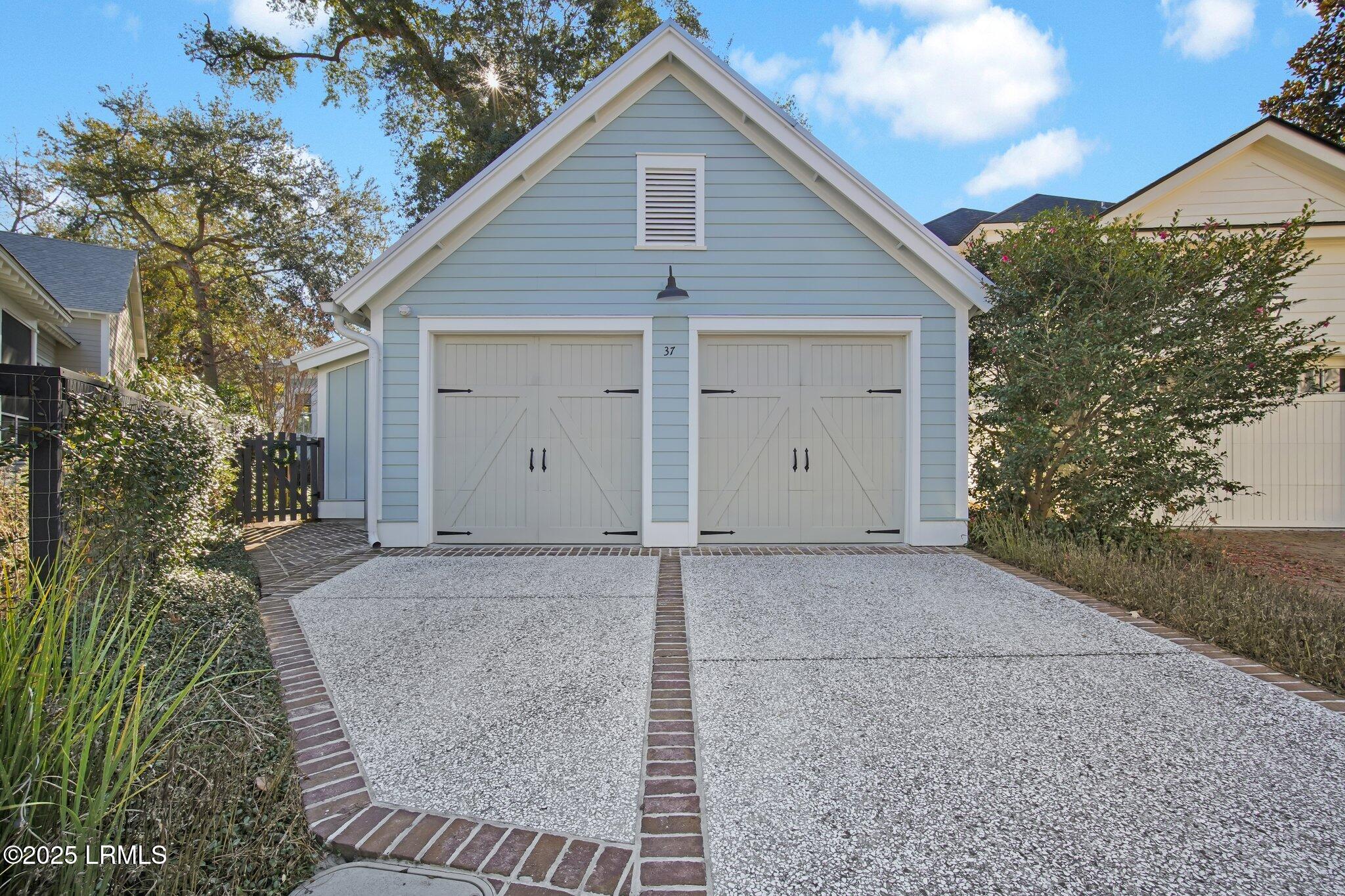 37 Porcher Pinckney