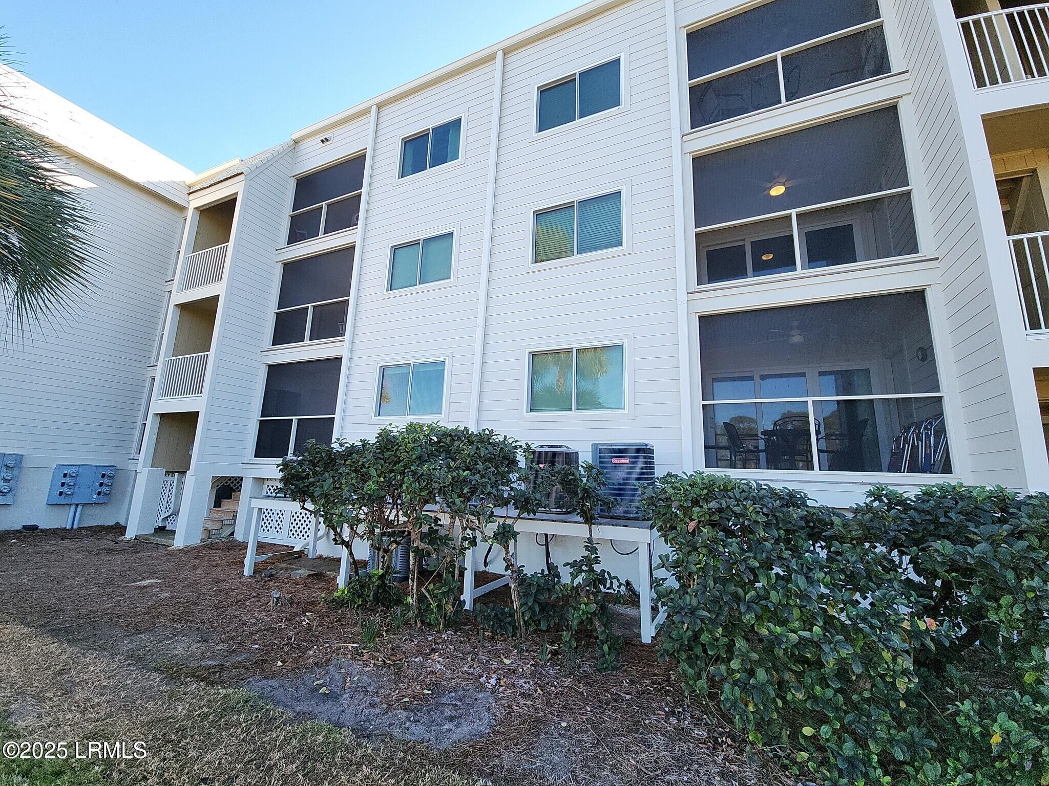 160 Beach Club Villa Drive, 160