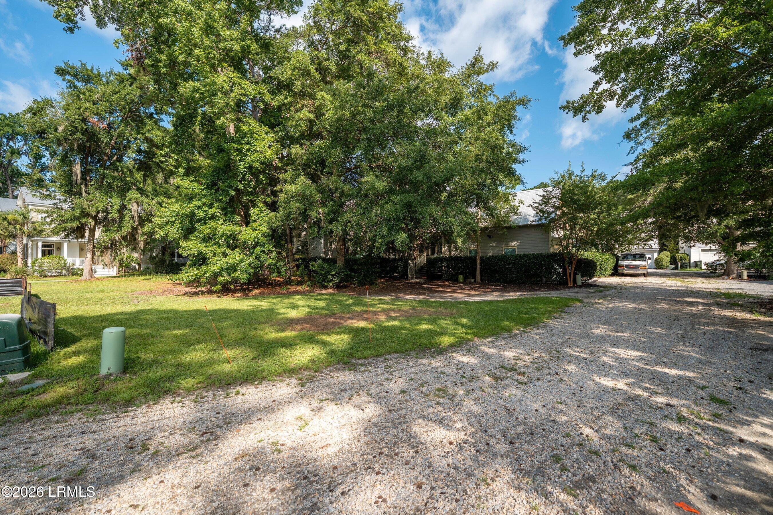 3 S Loudon Drive
