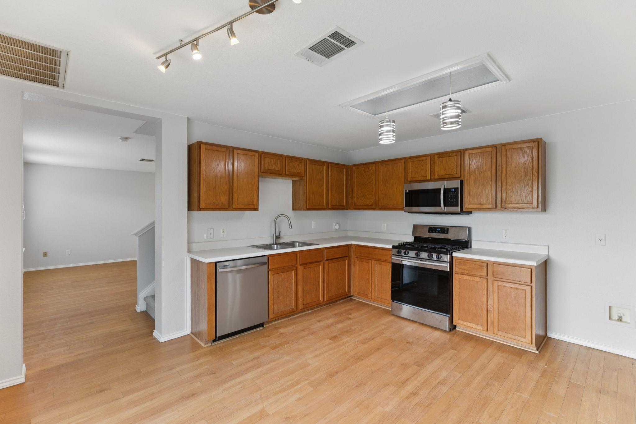 223 San Felipe DR, Kyle