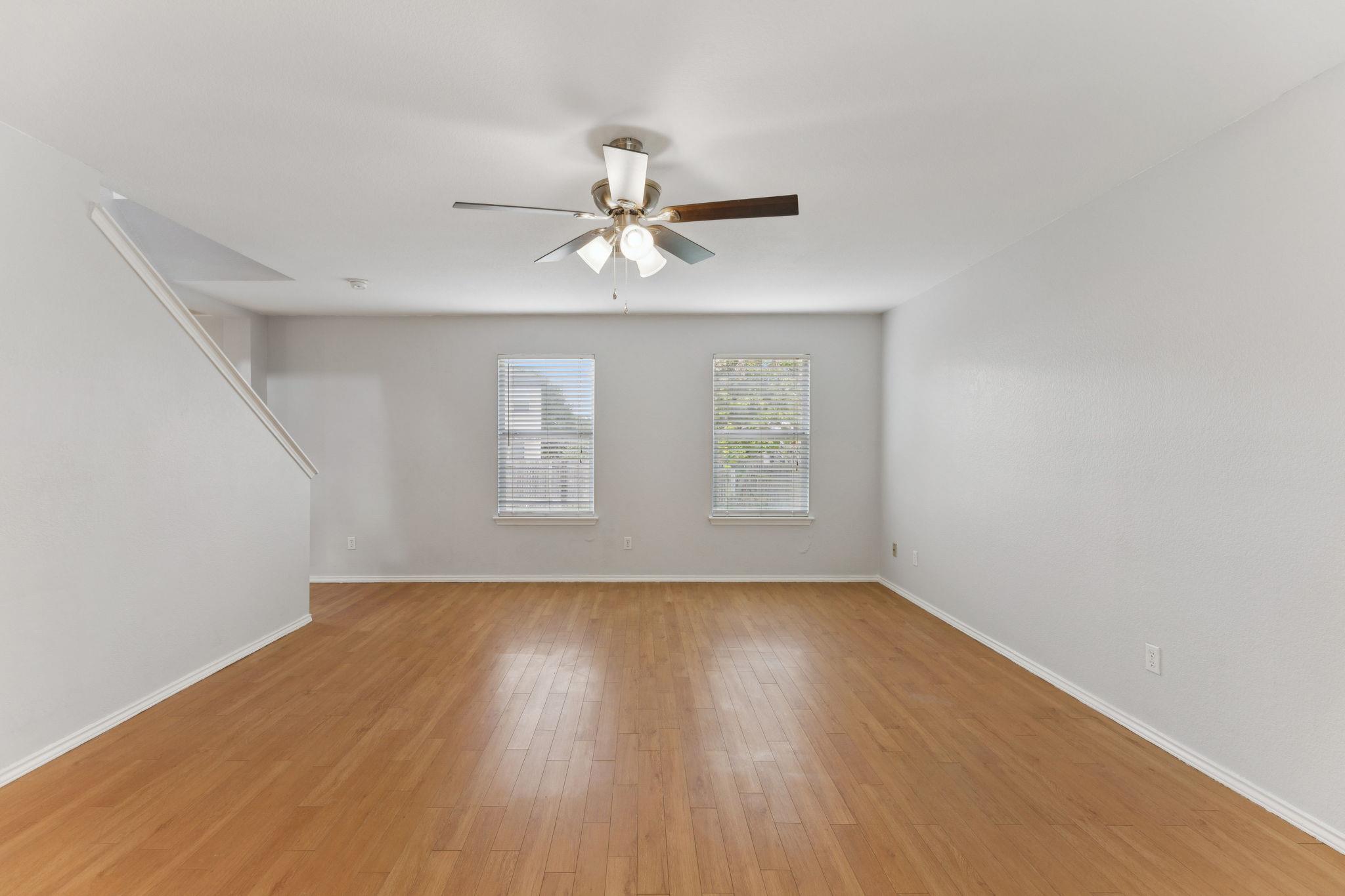 223 San Felipe DR, Kyle