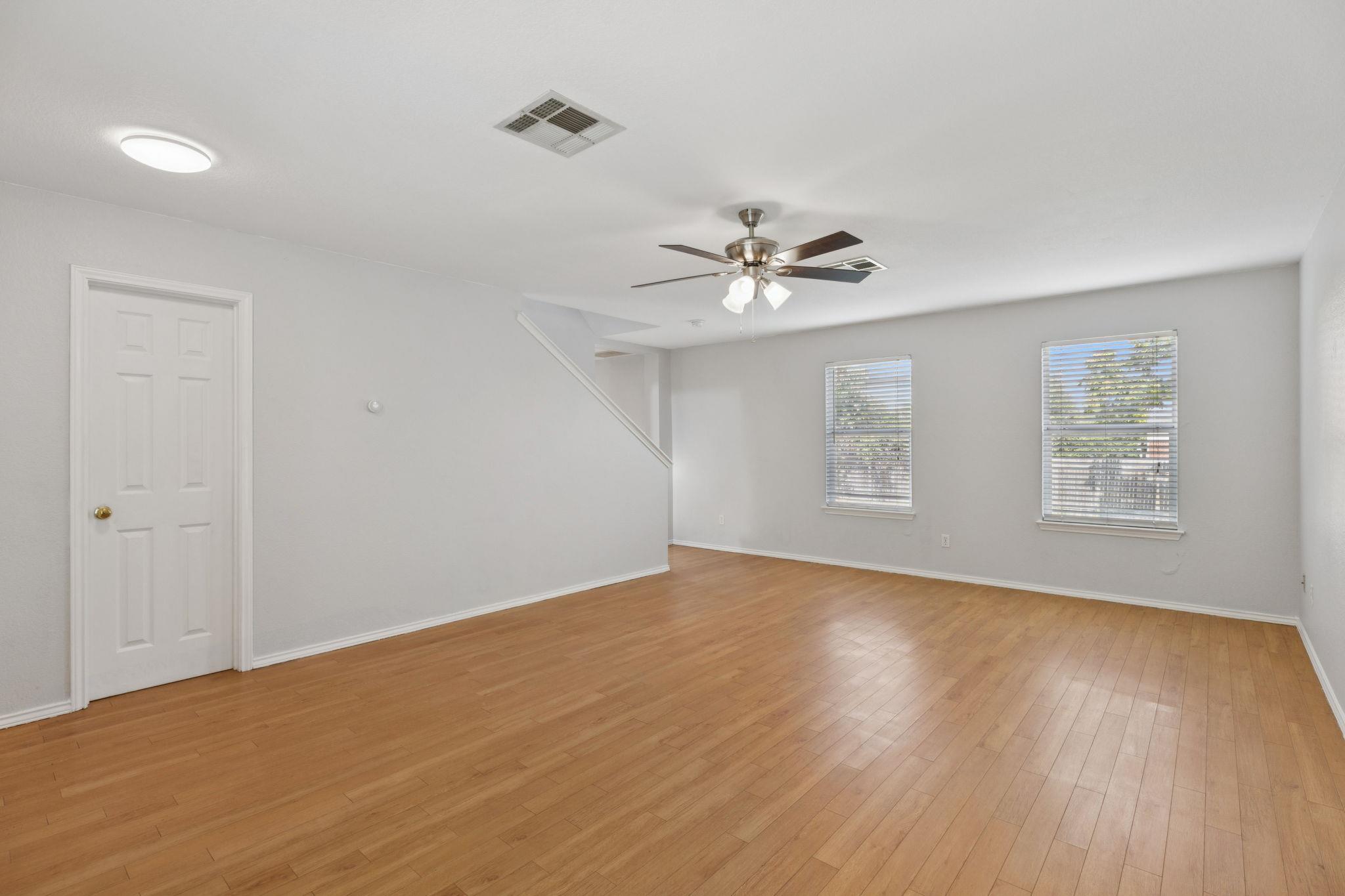 223 San Felipe DR, Kyle