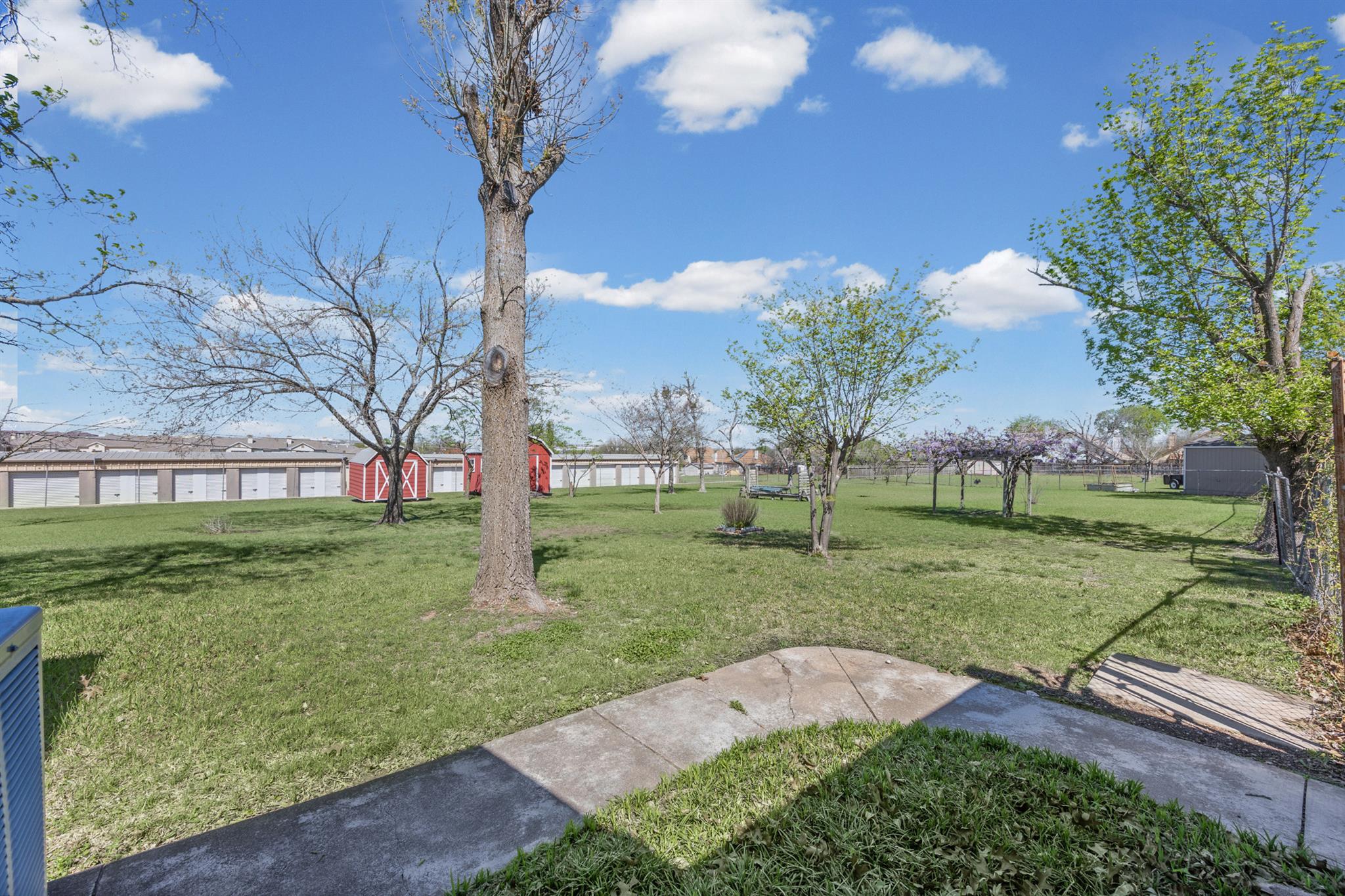 1204 Vapor DR