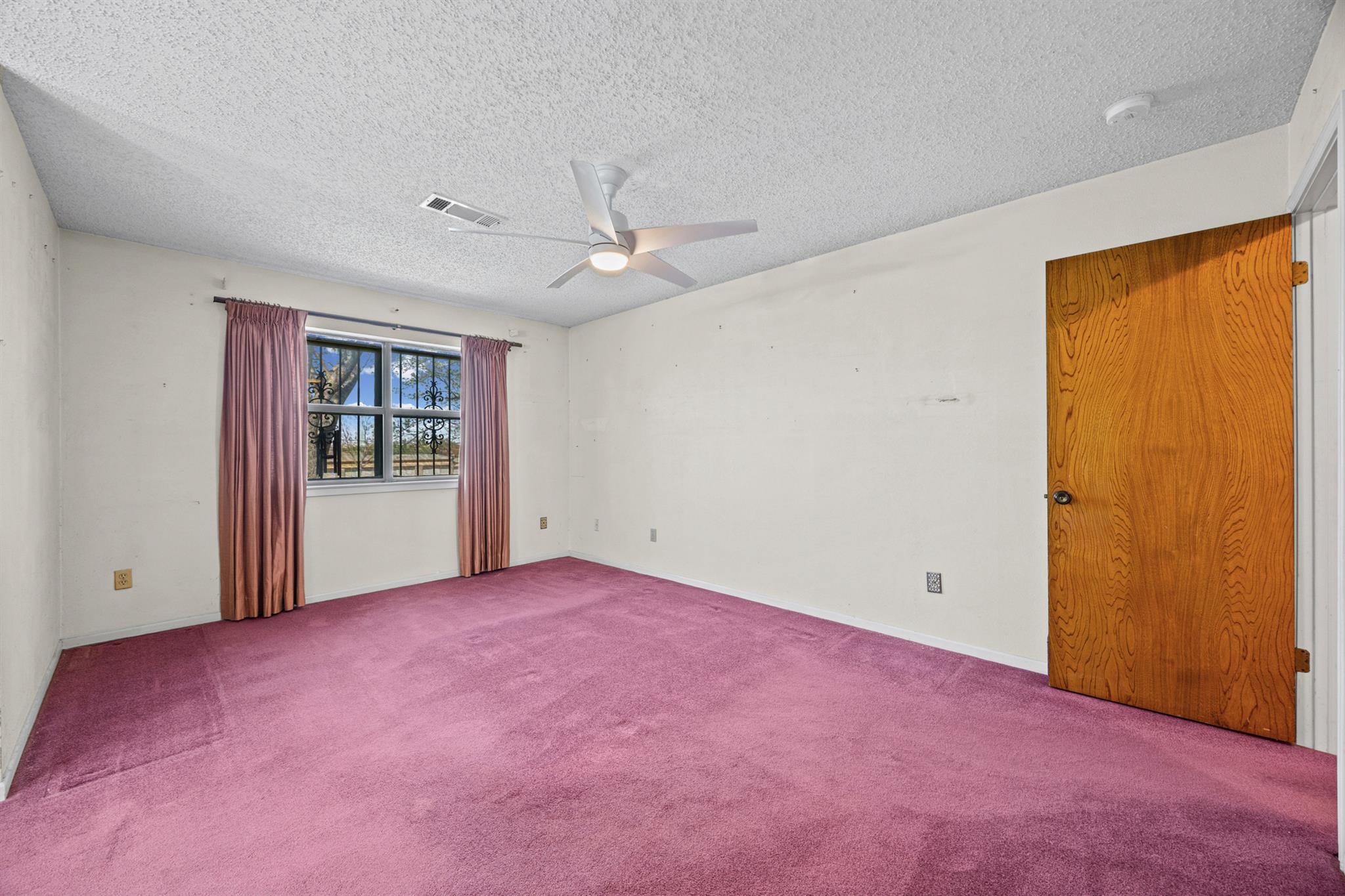 1204 Vapor DR