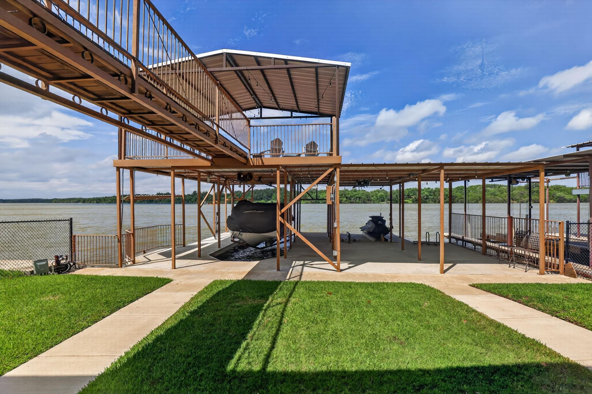 1002 Scenic LOOP
