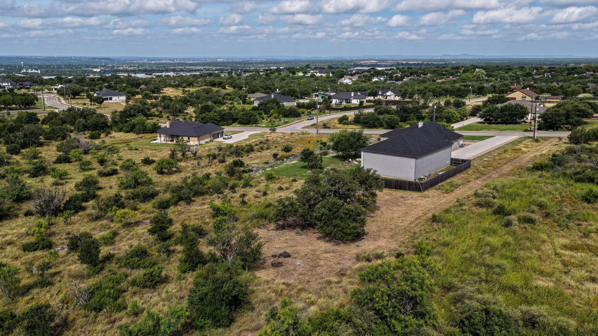 2229 Park View DR