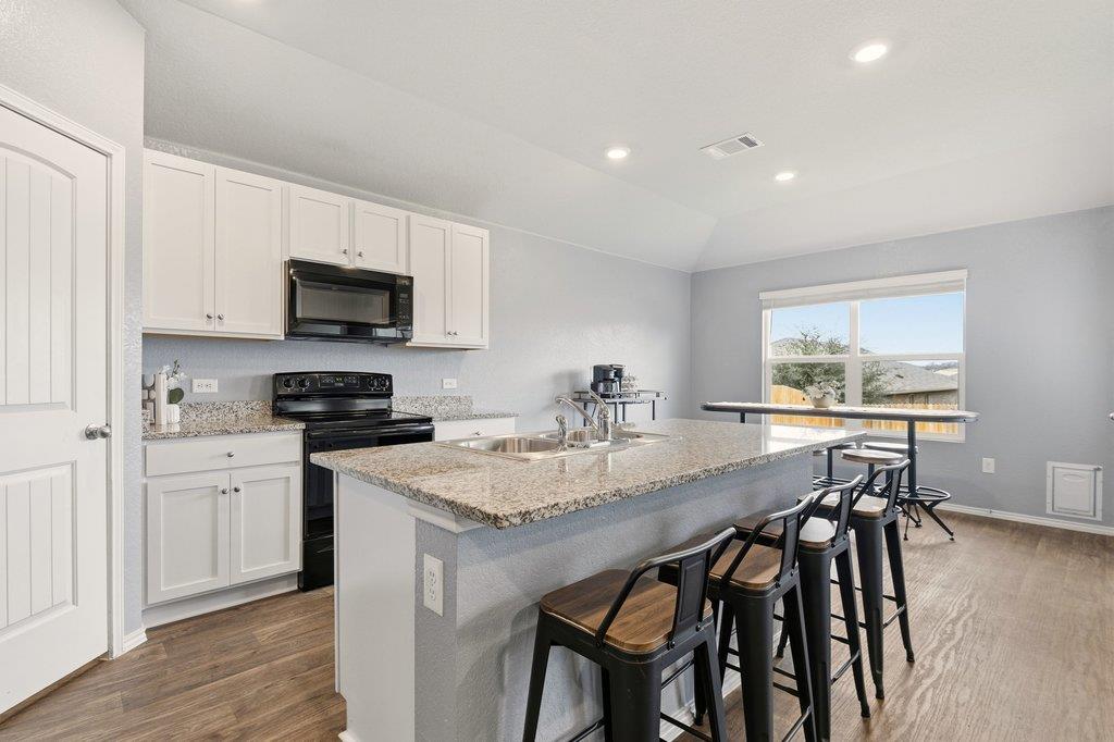 5904 Berriweather DR