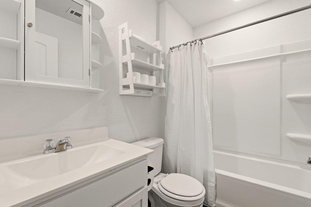 5904 Berriweather DR