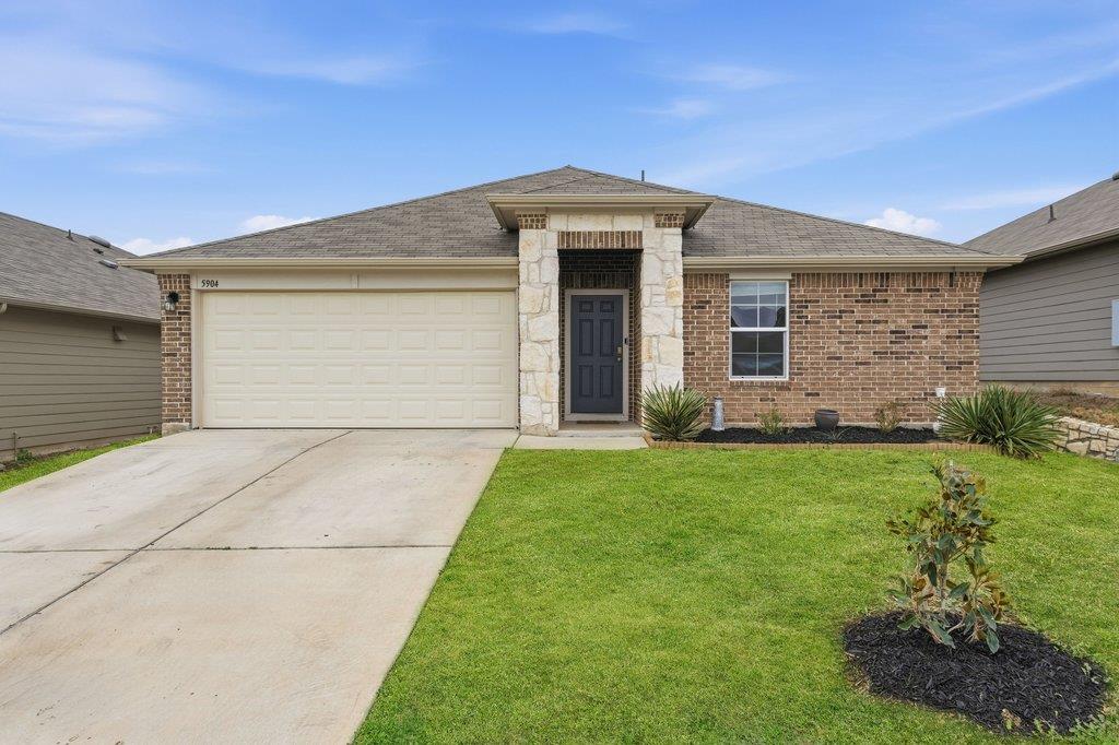 5904 Berriweather DR