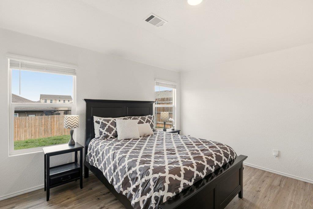 5904 Berriweather DR