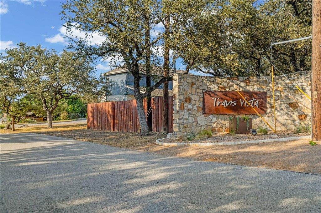 13126 Travis View LOOP, Austin