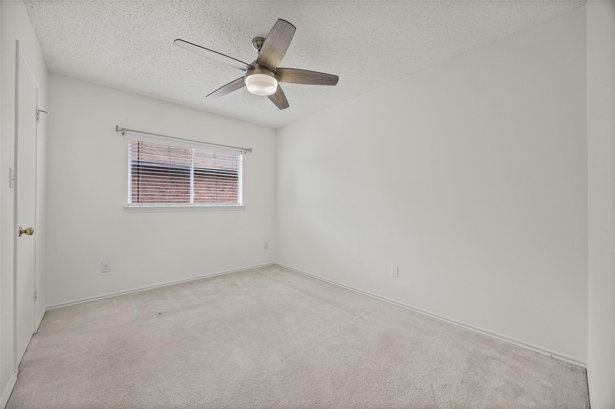 805 Catumet DR