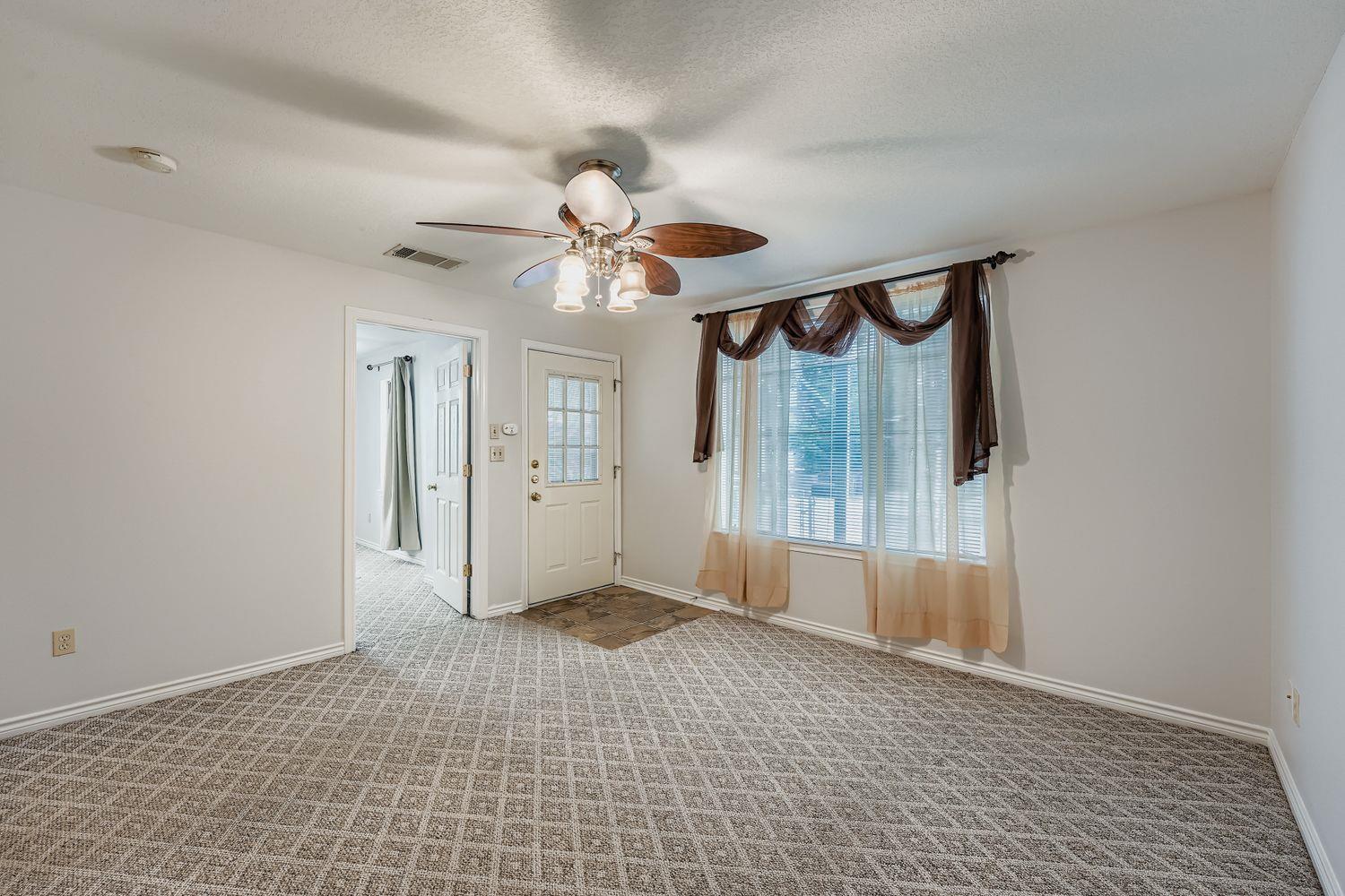 2308 Santa Rita ST