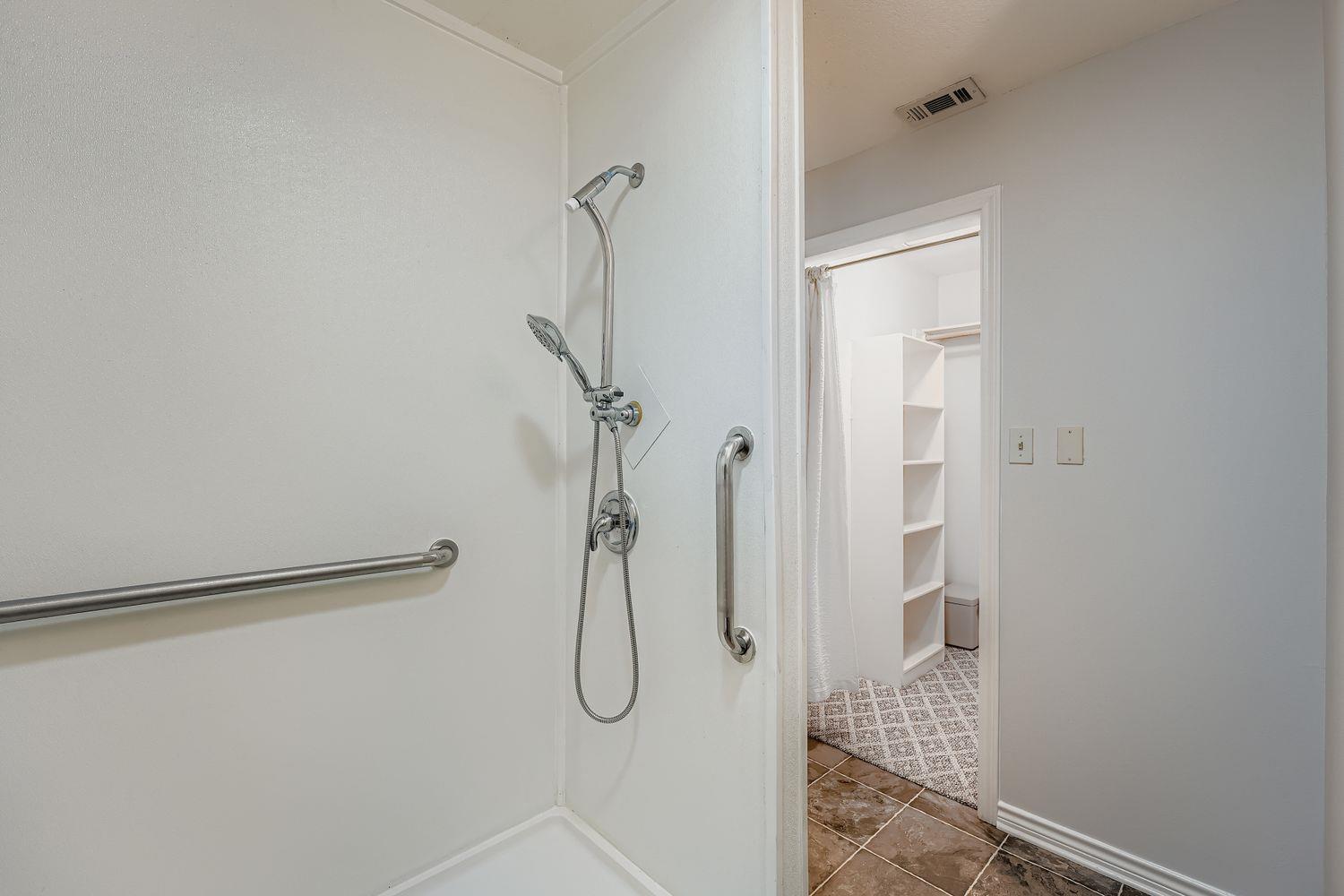 2308 Santa Rita ST