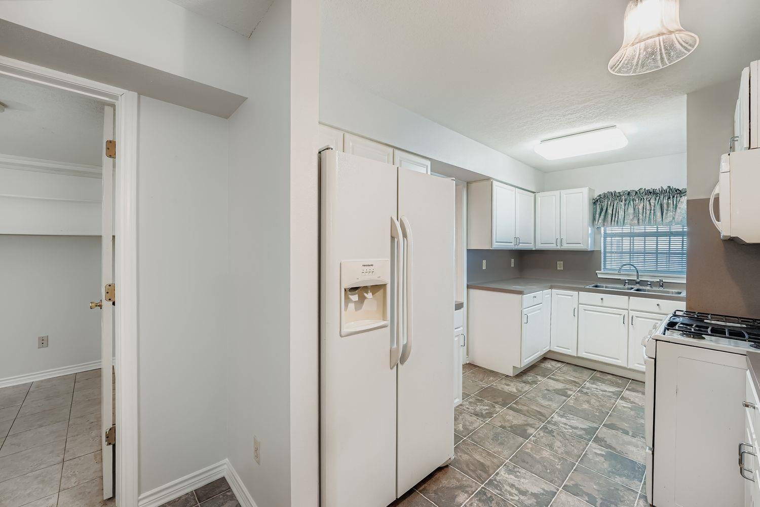 2308 Santa Rita ST