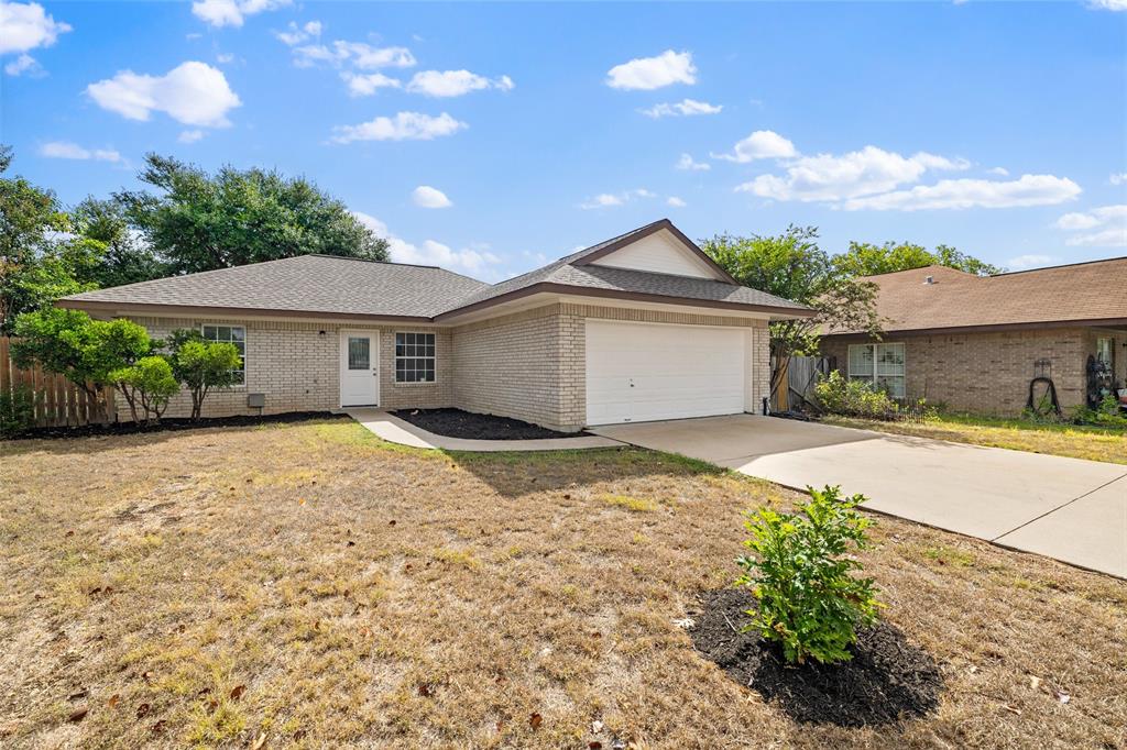 400 Bentwood DR