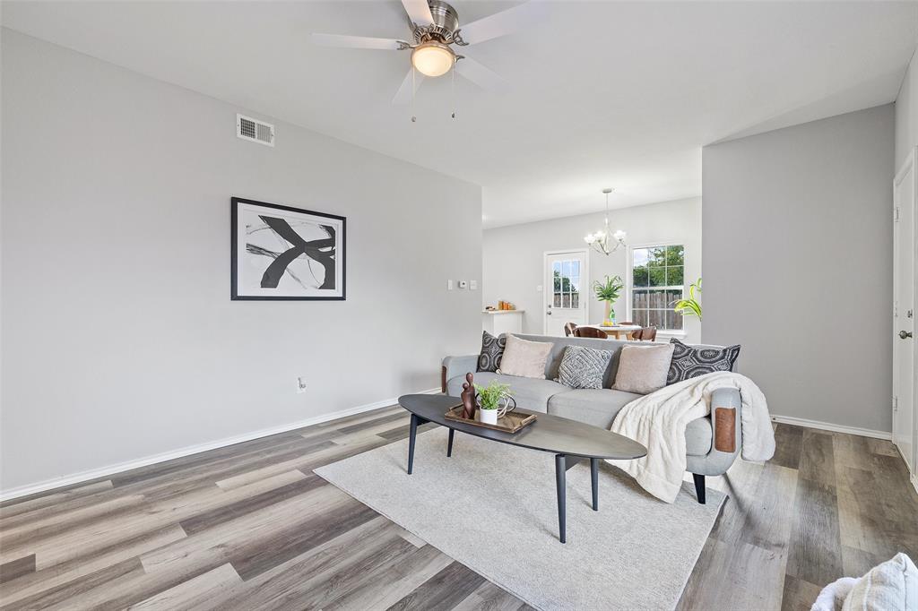 400 Bentwood DR