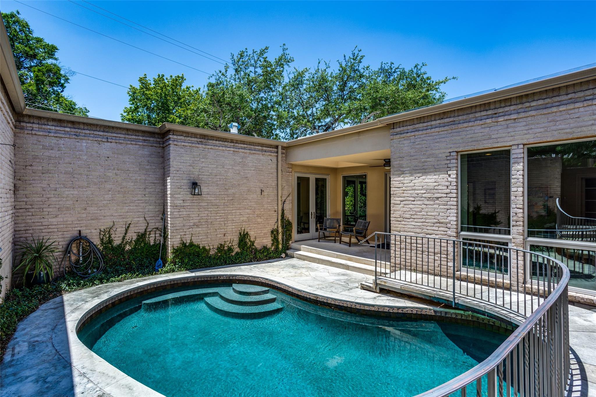 3231 Tarryhollow DR