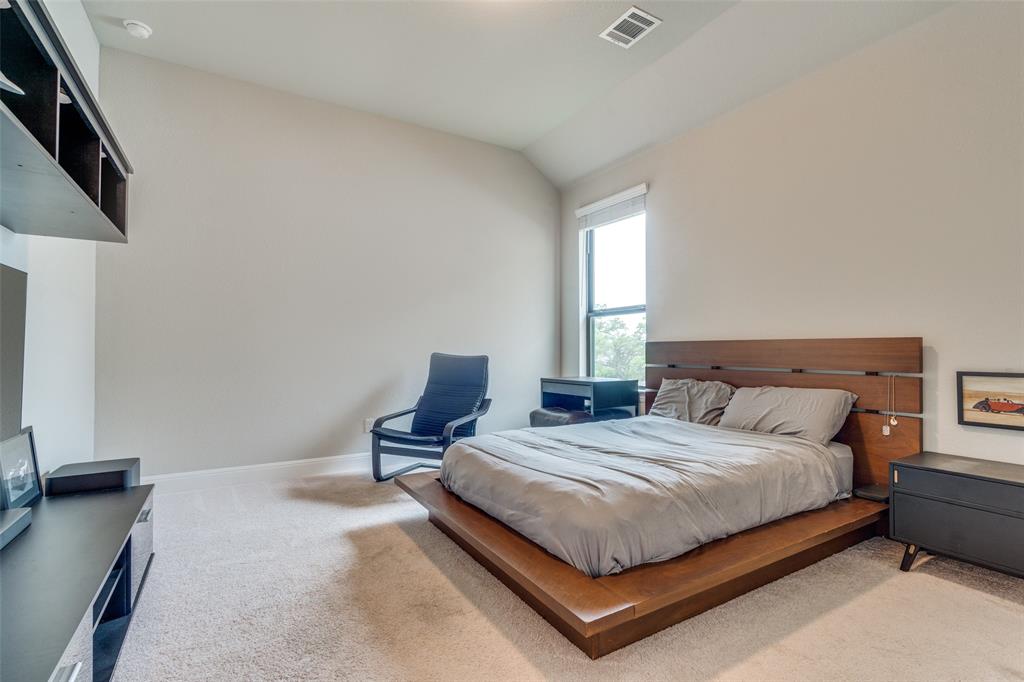 243 Bridge Water LOOP