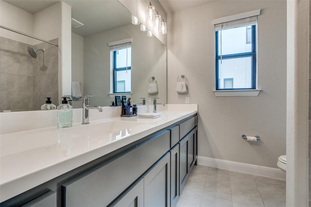 243 Bridge Water LOOP