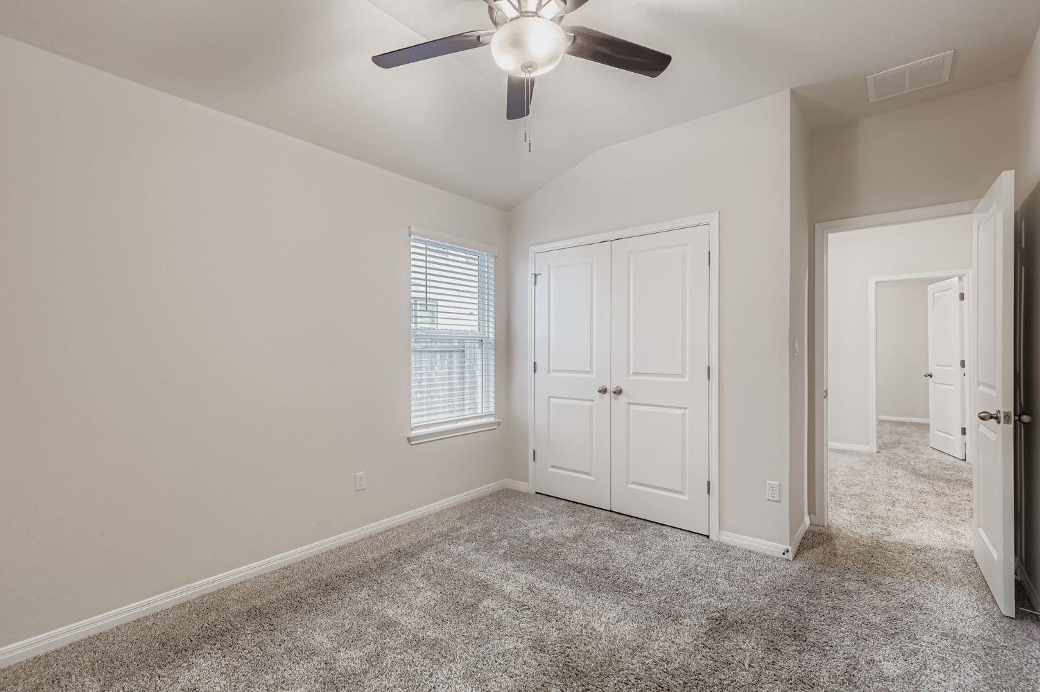 601 S Loriner WAY, Liberty Hill