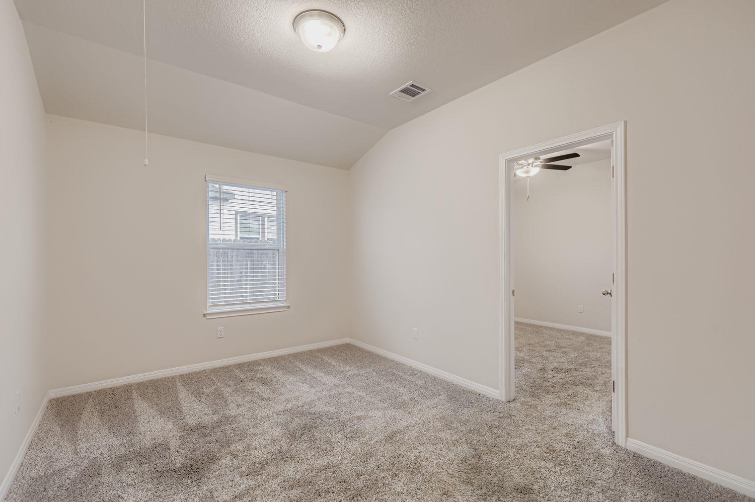 601 S Loriner WAY, Liberty Hill