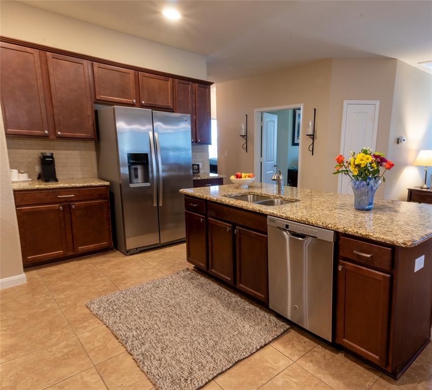 711 Rolling Oak DR # 118