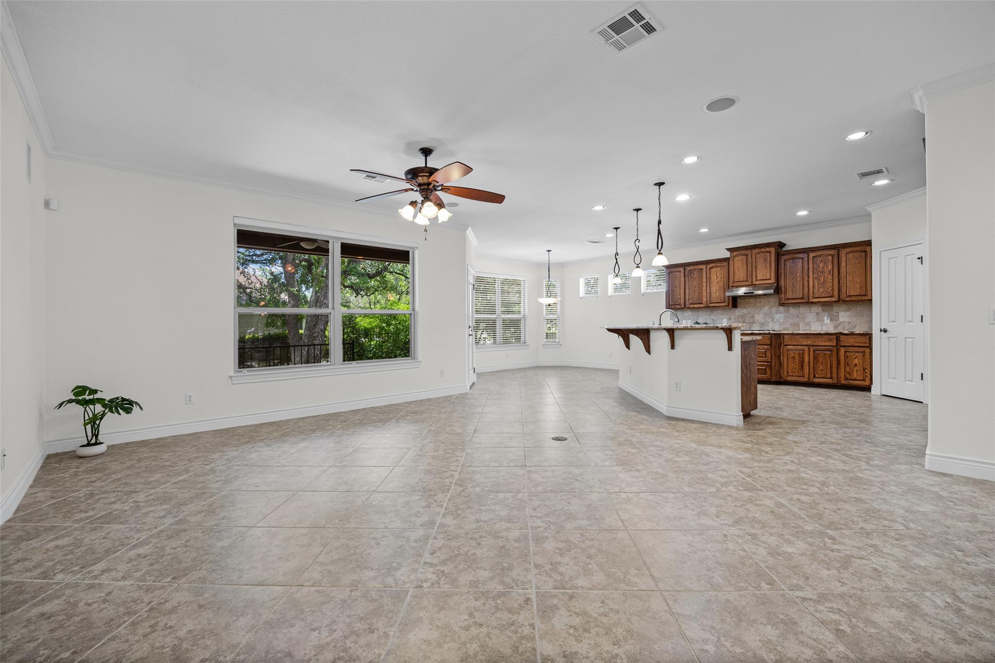 702 Enchanted Rock TRL