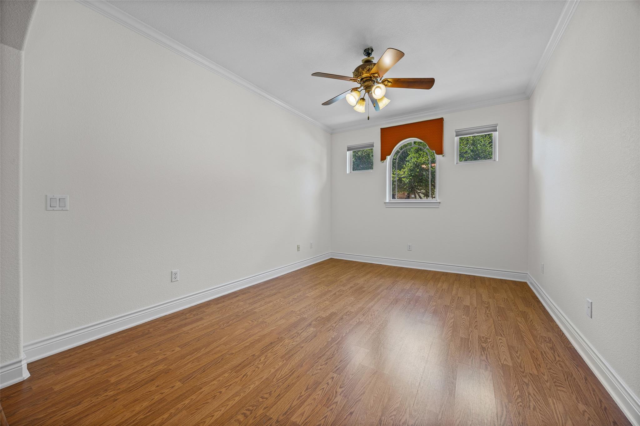 702 Enchanted Rock TRL