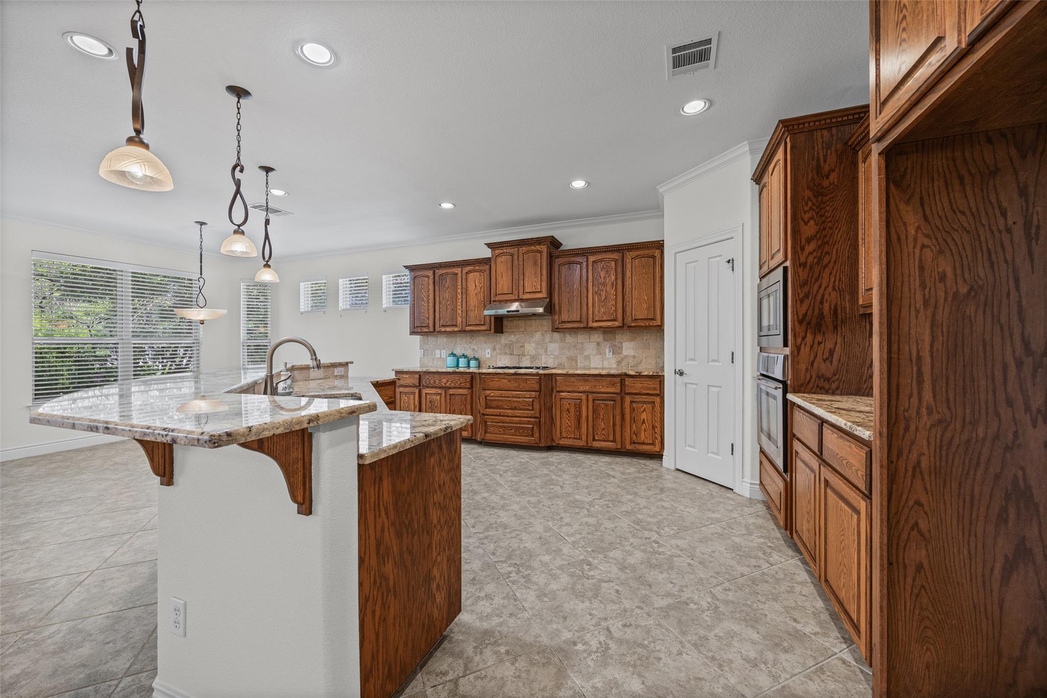 702 Enchanted Rock TRL