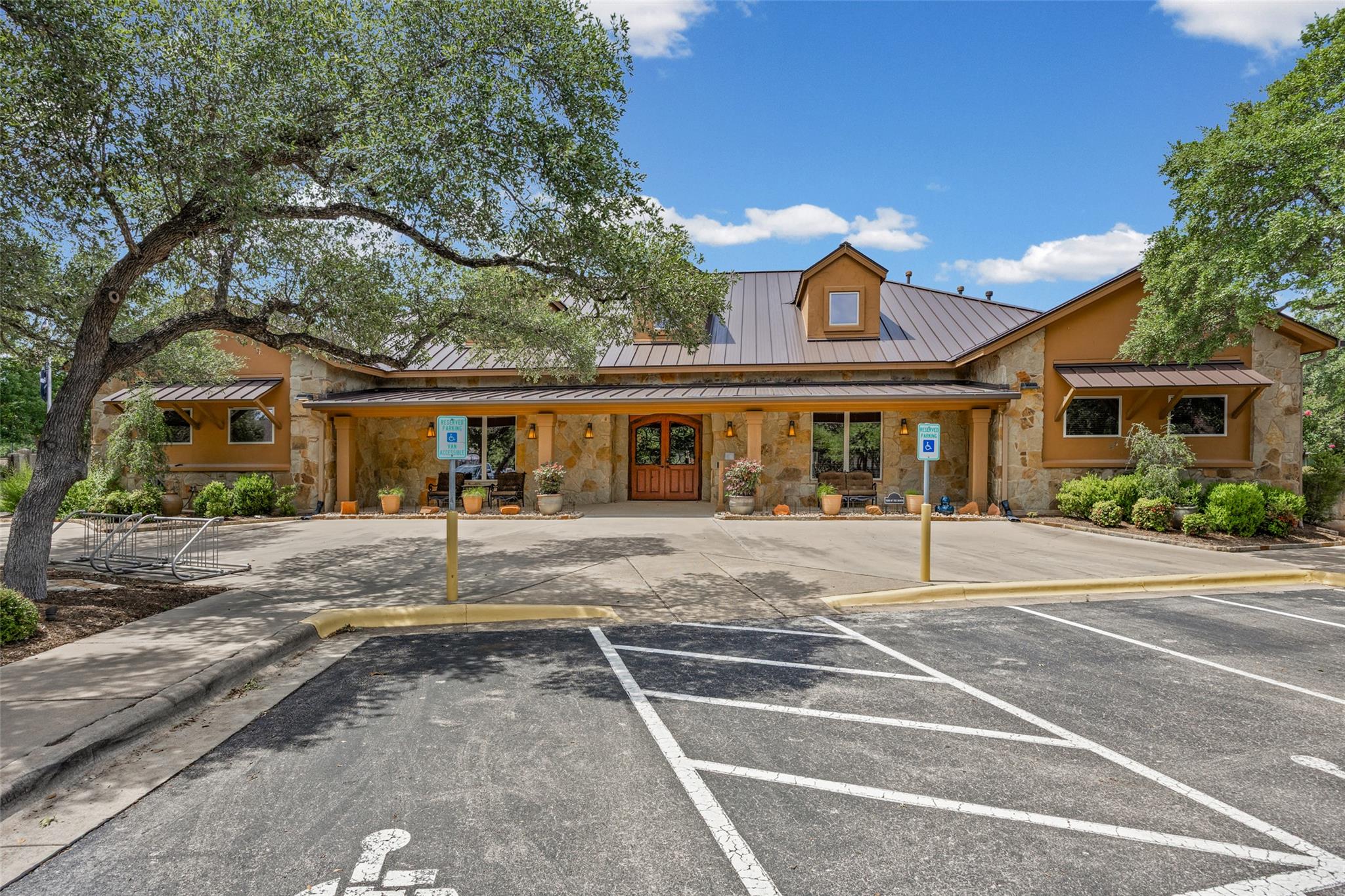 702 Enchanted Rock TRL