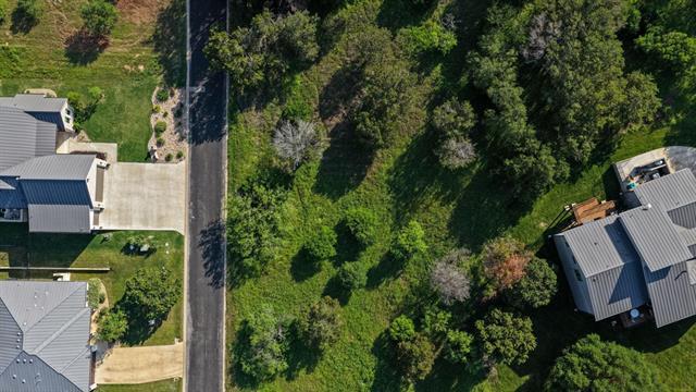 312 Hideaway CT