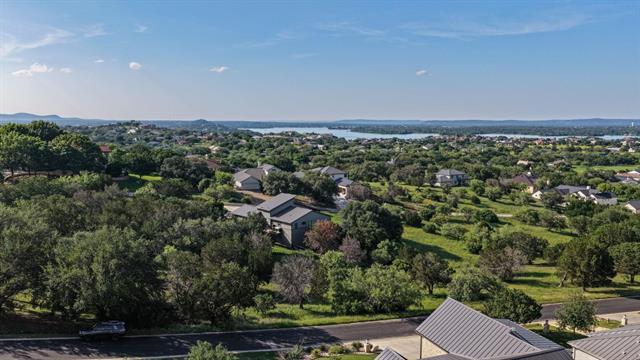312 Hideaway CT